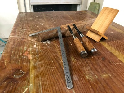 2019-03-13 登峰 107-2 第1場  品質：木作手機架